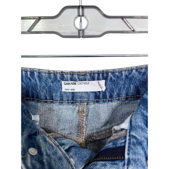Garage Denim Mom Jean Shorts Size 25 Distressed Casual Summer Blue Zip Vacation - Picture 4 of 5